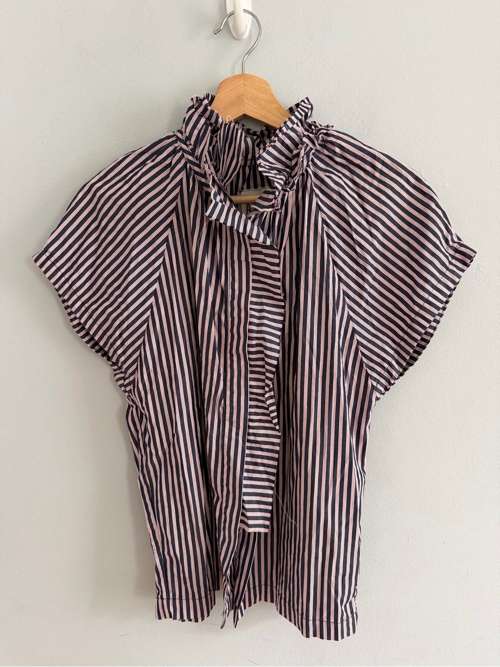 A Shirt Thing Ruffle Collar Short Sleeve Stella Top Stripe Size M